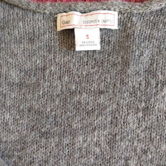 Gap Gray V-Neck Women's Long-Sleeve Sweater - Picture 7 of 13